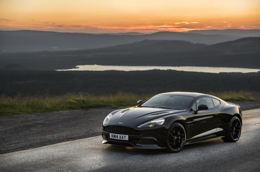  Aston Martin Vanquish Carbon Black 2014 года  (фото 17 из 30)